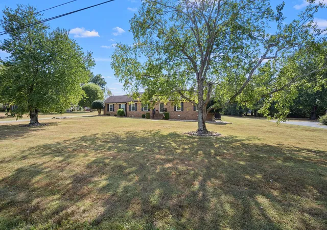 Photo 3 of Single family home for sale at 100 Cardinal Hl Rd, Shelbyville, TN 37160 | MLS# 3603760 | Listing updated on 2026-10-09