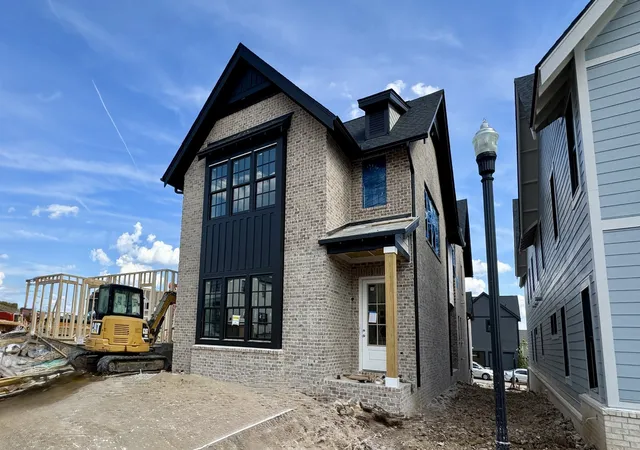 Photo 1 of Sale Pending at 821 Saint Clair Ave, Thompsons Station, TN 37179 | MLS# 3603729 | Listing updated on 2026-10-07
