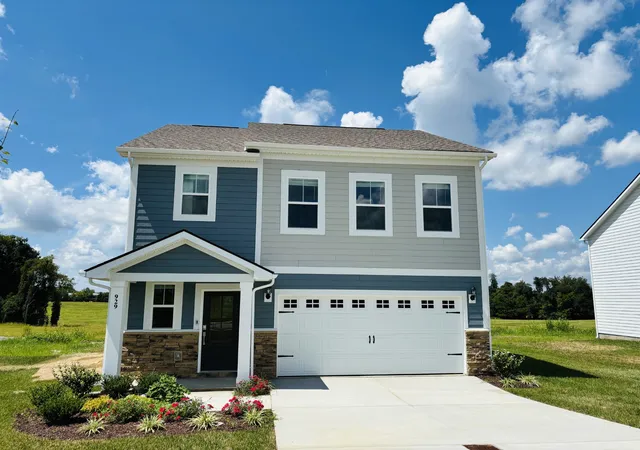 Photo 1 of Single family home for sale at 929 Pitcher Dr, Clarksville, TN 37042 | MLS# 3603756 | Listing updated on 2026-10-08
