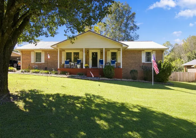 Single family home for sale at 304 Mckinney St, Estill Springs, TN 37330 | MLS# 3603825