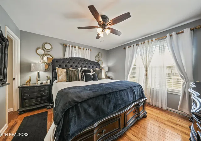 Photo 4 of Single family home for sale at 2812 Glenpark Rd, Knoxville, TN 37921 | MLS# 3603795 | Listing updated on 2026-10-09