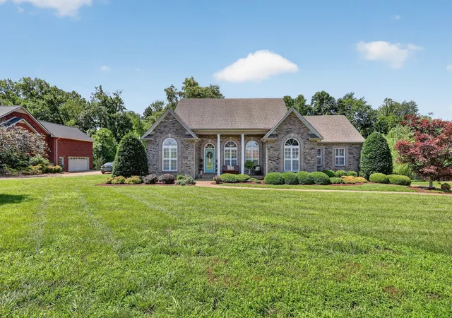 Photo 3 of Single family home for sale at 110 Bloomsbury Dr, Portland, TN 37148 | MLS# 3603812 | Listing updated on 2026-10-01