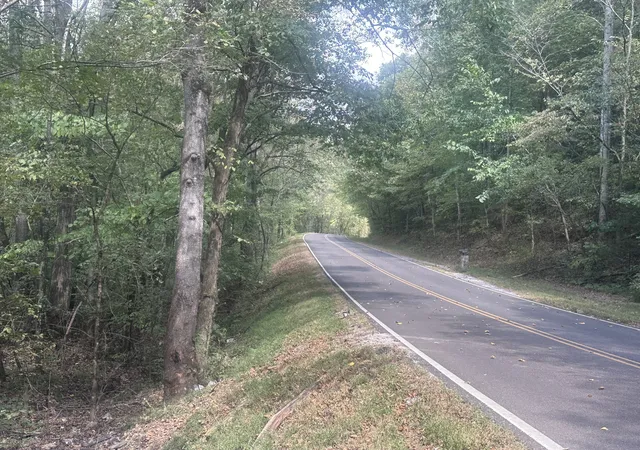 Photo 2 of Single family home for sale at 2550 Hurricane Crk Rd, Lawrenceburg, TN 38464 | MLS# 3603817 | Listing updated on 2026-10-07