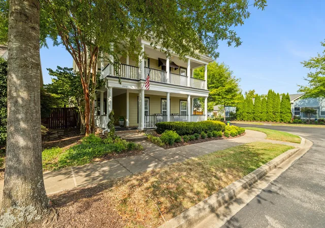Photo 3 of Single family home for sale at 2976 Kingston Cir S, Mount Juliet, TN 37122 | MLS# 3603961 | Listing updated on 2026-10-04