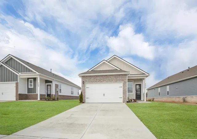 Photo 2 of Single family home for sale at 4918 Sandringham Ln, Murfreesboro, TN 37129 | MLS# 3603947 | Listing updated on 2026-10-05