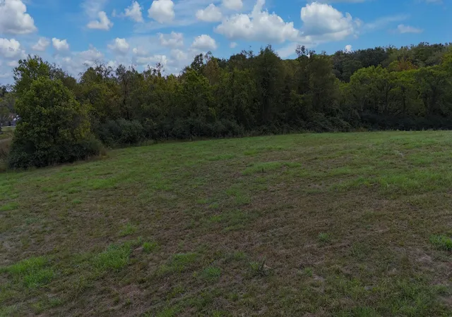 Photo 3 of Land for sale at 2403 Steve Dr, Columbia, TN 38401 | MLS# 3610478 | Listing updated on 2026-10-02