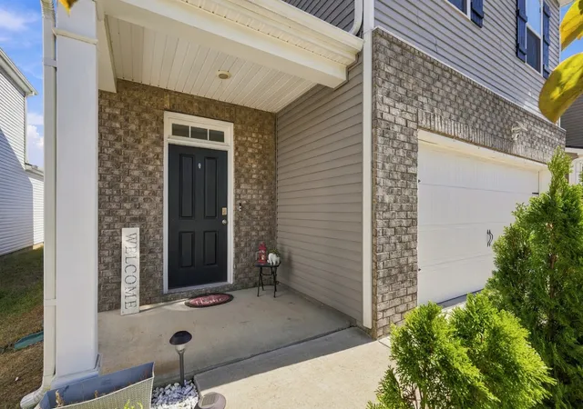 Photo 2 of Single family home for sale at 7648 Gunners Landing Dr, Antioch, TN 37013 | MLS# 3610156 | Listing updated on 2026-10-09