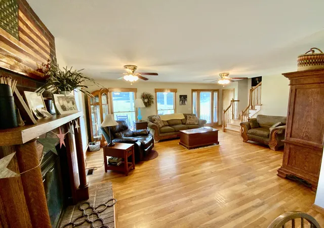 Photo 3 of Single family home for sale at 1351 Highway 49 E, Charlotte, TN 37036 | MLS# 3610165 | Listing updated on 2026-10-05