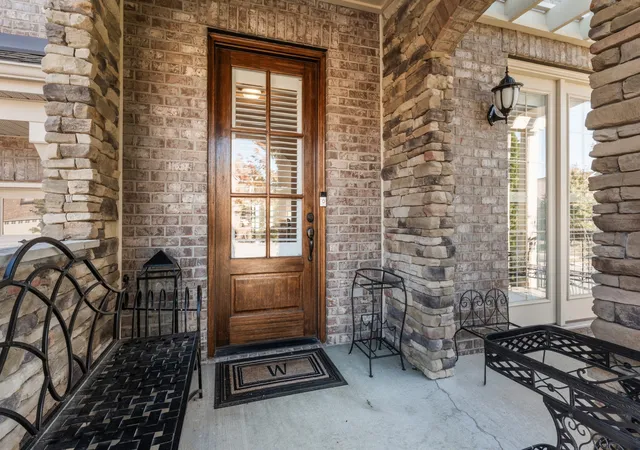 Photo 3 of Single family home for sale at 687 Fall Crk Cir, Goodlettsville, TN 37072 | MLS# 3610096 | Listing updated on 2026-10-01