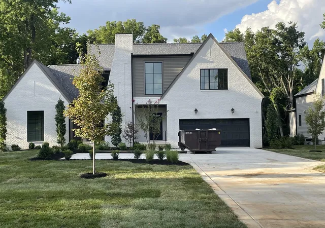 Photo 3 of Single family home for sale at 468 Hogan Rd, Nashville, TN 37220 | MLS# 3603892 | Listing updated on 2026-10-01