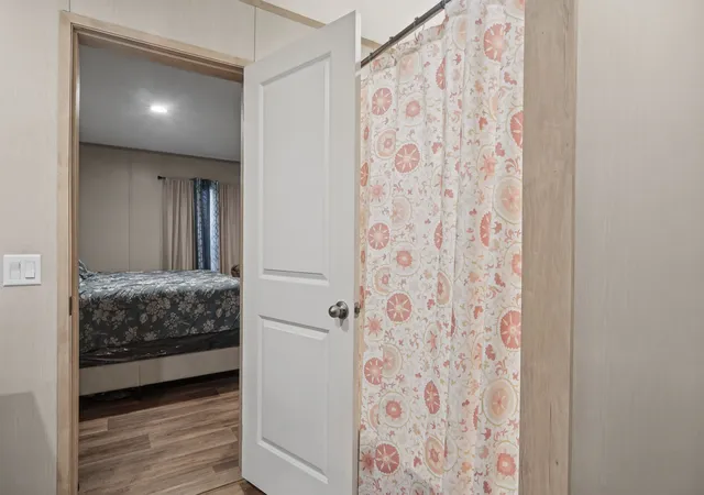 Photo 34 of Manufactured home for sale at 611 Crenshaw St, Humboldt, TN 38343 | MLS# 3610623 | Listing updated on 2026-10-02
