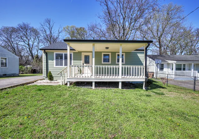 Single family home for sale at 3721 Hewlett Dr, Nashville, TN 37211 | MLS# 3603978