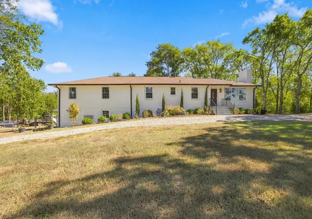 Single family home for sale at 4350 Cato Rd, Nashville, TN 37218 | MLS# 3604049