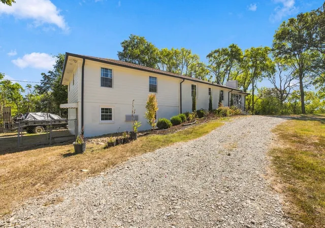 Photo 4 of Single family home for sale at 4350 Cato Rd, Nashville, TN 37218 | MLS# 3604049 | Listing updated on 2026-10-04