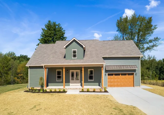Single family home for sale at 1192 Fisher Dr, Greenbrier, TN 37073 | MLS# 3604036