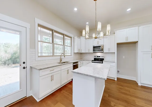 Photo 2 of Single family home for sale at 1192 Fisher Dr, Greenbrier, TN 37073 | MLS# 3604036 | Listing updated on 2026-10-05