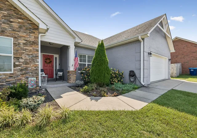 Photo 3 of Single family home for sale at 5445 Preakness Ct, Christiana, TN 37037 | MLS# 3604070 | Listing updated on 2026-10-01