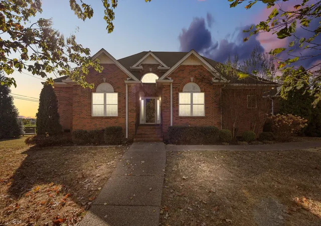 Photo 3 of Single family home for sale at 2801 Stacey St, Thompsons Station, TN 37179 | MLS# 3612743 | Listing updated on 2026-10-10