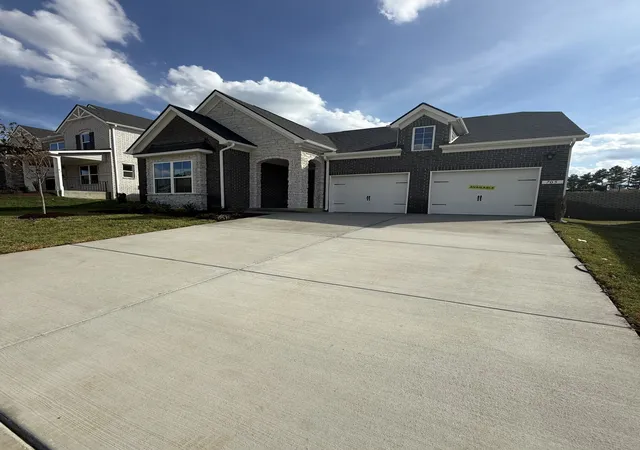 Single family home for sale at 705 Delta Cir, Mount Juliet, TN 37122 | MLS# 3603960