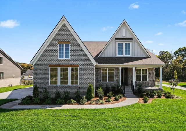 Photo 3 of Single family home for sale at 576 Baker Rd, Columbia, TN 38401 | MLS# 3611110 | Listing updated on 2026-10-23