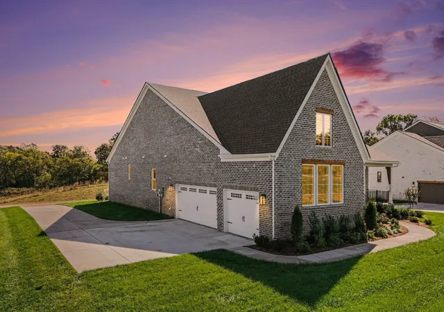 Photo 2 of Single family home for sale at 576 Baker Rd, Columbia, TN 38401 | MLS# 3611110 | Listing updated on 2026-10-23
