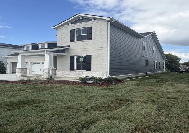 Photo 2 of Single family home for sale at 5325 Ostergaard Way, Thompsons Station, TN 37179 | MLS# 3603971 | Listing updated on 2026-10-01