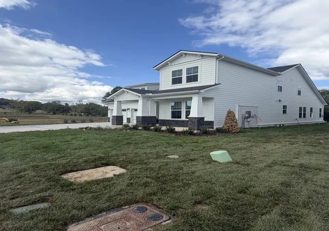 Photo 3 of Single family home for sale at 5321 Ostergaard Way, Thompsons Station, TN 37179 | MLS# 3603980 | Listing updated on 2026-10-01