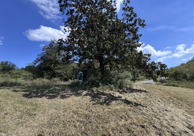 Photo 4 of Sale Pending at 1360 Helton Rd, Sevierville, TN 37876 | MLS# 3611507 | Listing updated on 2026-10-06