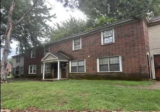 Townhouse for sale at 3780 Cambridge Sta Dr #5, Memphis, TN 38115 | MLS# 3603996