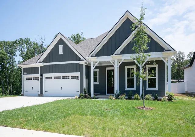 Photo 2 of Single family home for sale at 7290 Fairlawn Dr, Fairview, TN 37062 | MLS# 3609844 | Listing updated on 2026-10-05