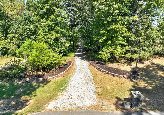 Photo 2 of Single family home for sale at 2137 Burford Rd, Lebanon, TN 37087 | MLS# 3610824 | Listing updated on 2026-10-07