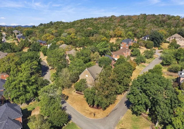 Photo 4 of Single family home for sale at 809 Vivians Way, Brentwood, TN 37027 | MLS# 3610748 | Listing updated on 2026-10-05