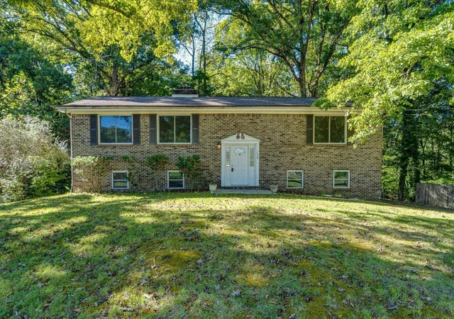 Photo 1 of Single family home for sale at 170 Chestuee Dr Ne, Cleveland, TN 37323 | MLS# 3604029 | Listing updated on 2026-10-05
