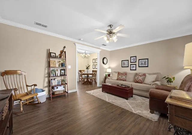 Photo 4 of Single family home for sale at 2712 Bison Ct, Antioch, TN 37013 | MLS# 3609856 | Listing updated on 2026-10-09