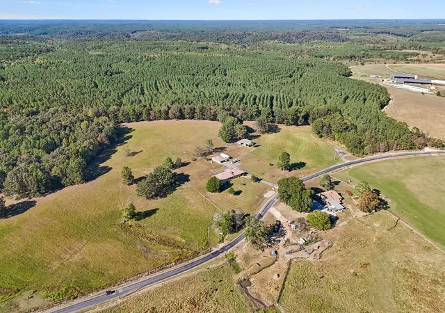 Photo 2 of Single family home for sale at 1116 Piney Rd, Cypress Inn, TN 38452 | MLS# 3611182 | Listing updated on 2026-10-03