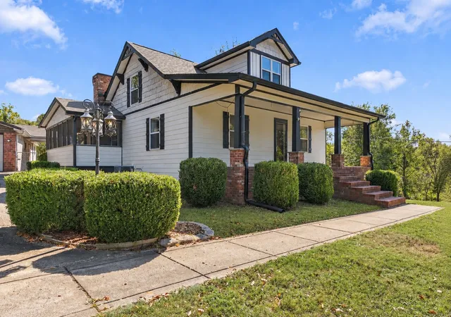 Photo 4 of Single family home for sale at 1870 Rock Church Rd, Charlotte, TN 37036 | MLS# 3620138 | Listing updated on 2026-10-19
