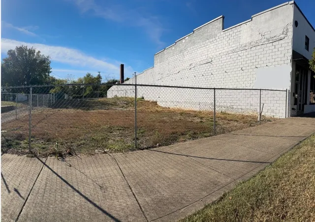 Photo 2 of Land for sale at 815 S Main St, Springfield, TN 37172 | MLS# 3611355 | Listing updated on 2026-10-04