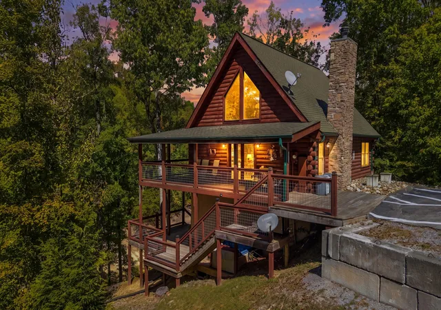 Single family home for sale at 118 Daryl Way, Sevierville, TN 37876 | MLS# 3619067