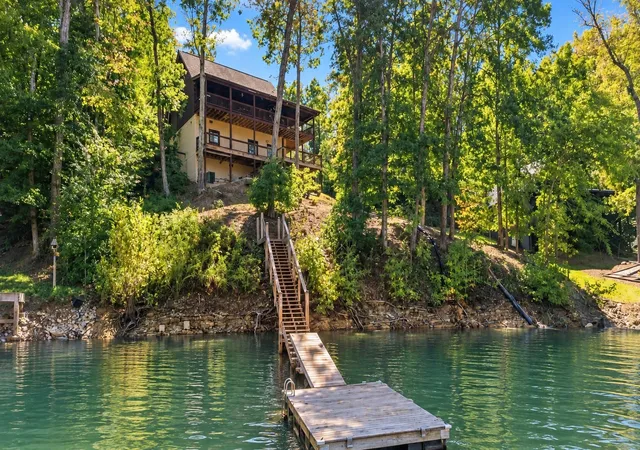 Photo 2 of Single family home for sale at 118 Daryl Way, Sevierville, TN 37876 | MLS# 3619067 | Listing updated on 2026-10-10