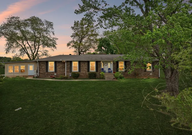 Photo 3 of Single family home for sale at 7102 Hartsville Pike, Lebanon, TN 37087 | MLS# 3610129 | Listing updated on 2026-10-02