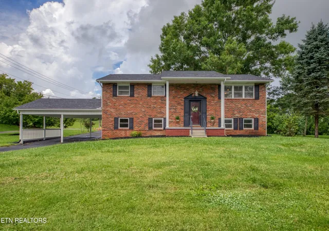 Single family home for sale at 7001 Washington Pike, Corryton, TN 37721 | MLS# 3615738