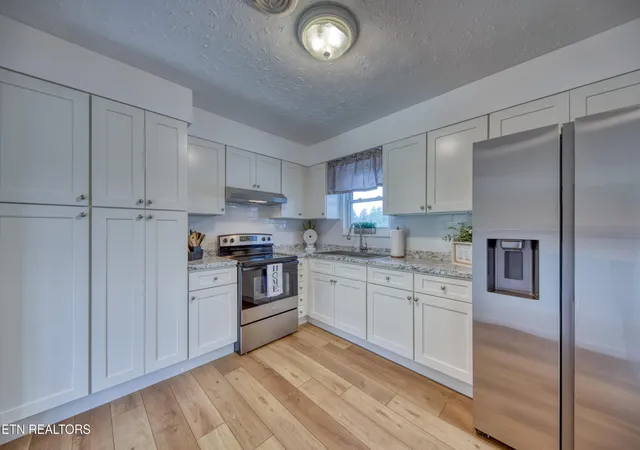Photo 1 of Single family home for sale at 7001 Washington Pike, Corryton, TN 37721 | MLS# 3615738 | Listing updated on 2026-10-09