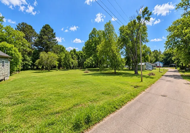 Photo 1 of Land for sale at 304 Holmes St, South Fulton, TN 38257 | MLS# 3609953 | Listing updated on 2026-10-01