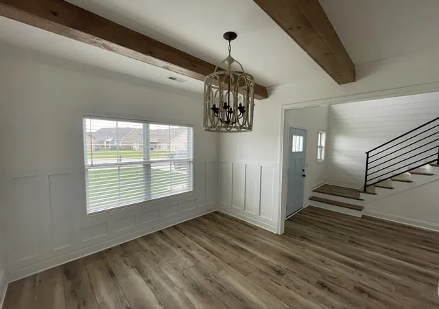 Photo 2 of Single family home for sale at 376 Lowline Dr, Clarksville, TN 37043 | MLS# 3609933 | Listing updated on 2026-10-20