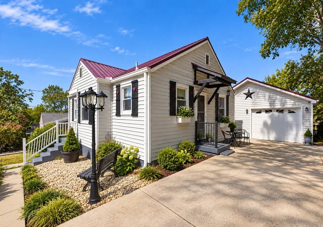Photo 2 of Single family home for sale at 2228 Aubrey Ct, Nashville, TN 37214 | MLS# 3618809 | Listing updated on 2026-10-10