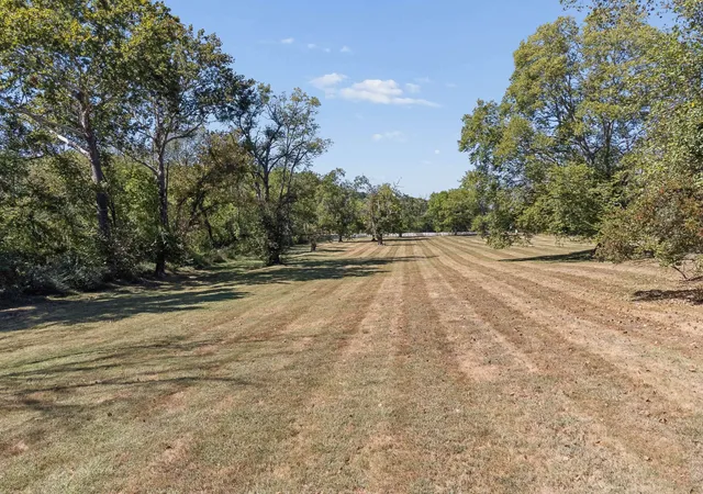 Photo 3 of Land for sale at 5826 Hillsboro Pike, Nashville, TN 37215 | MLS# 3610622 | Listing updated on 2026-10-02