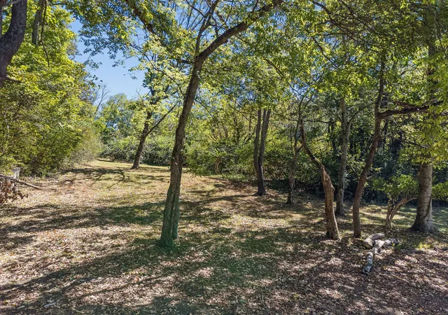 Photo 3 of Land for sale at 5826 Hillsboro Pike, Nashville, TN 37215 | MLS# 3610622 | Listing updated on 2026-10-02