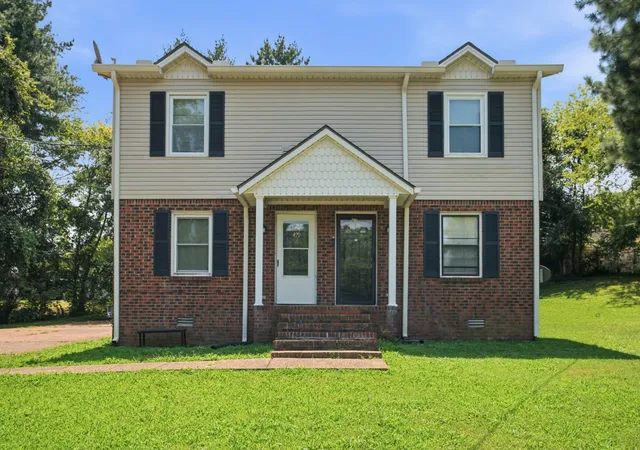 Photo 1 of Multi family home for sale at 473 Ellenwood Dr, Nashville, TN 37211 | MLS# 3619858 | Listing updated on 2026-10-30