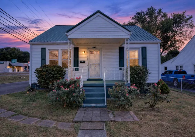Photo 3 of Single family home for sale at 1801 Scribner Ave, Columbia, TN 38401 | MLS# 3610919 | Listing updated on 2026-10-07