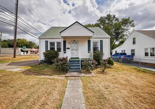 Photo 4 of Single family home for sale at 1801 Scribner Ave, Columbia, TN 38401 | MLS# 3610919 | Listing updated on 2026-10-07